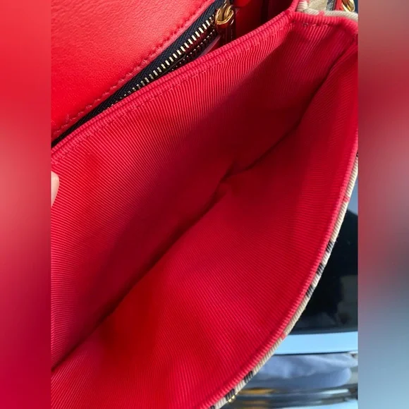 BURBERRY PATENT 1983 KNIGHT CHECK LINK SHOULDER BAG - Picture 8 of 12